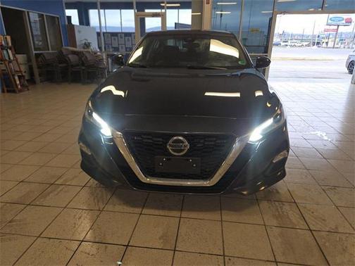 2022 Nissan Altima 2.5 SV