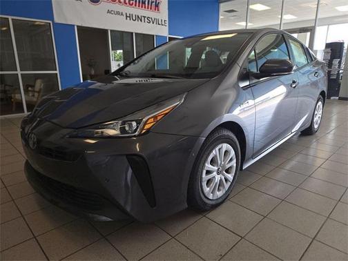 2022 Toyota Prius LE