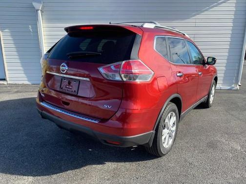 2016 Nissan Rogue SV