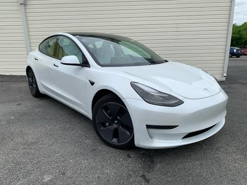 2023 Tesla Model 3 Standard Range