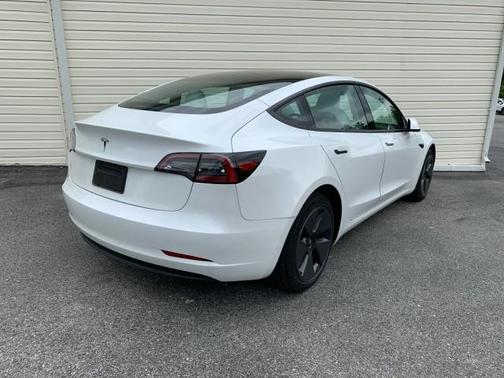 2023 Tesla Model 3 Standard Range