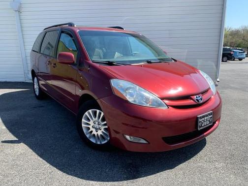 2009 Toyota Sienna XLE