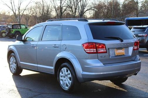 Photo 3 of 35 of 2019 Dodge Journey SE Value Package