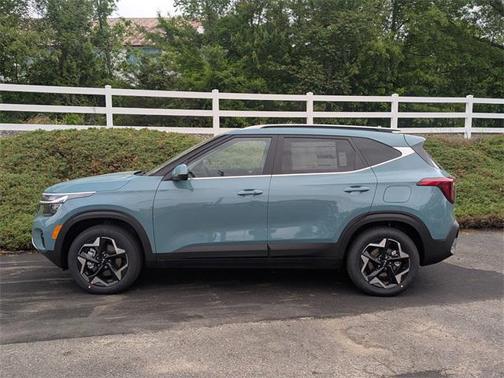 2025 Kia Seltos EX