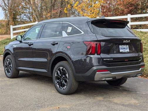 2025 Kia Sorento S