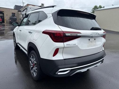 2022 Kia Seltos SX Turbo