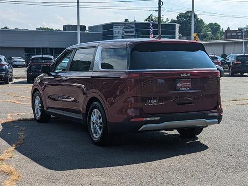 2022 Kia Carnival LXS