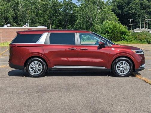 2022 Kia Carnival LXS