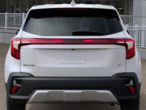 2025 Kia Seltos LX