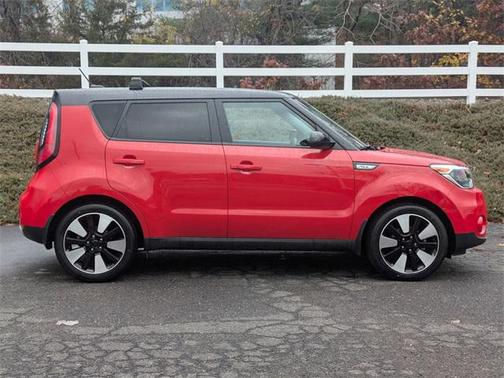 2017 Kia Soul +
