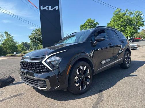 Ebony Black 2023 Kia Sportage X-Line