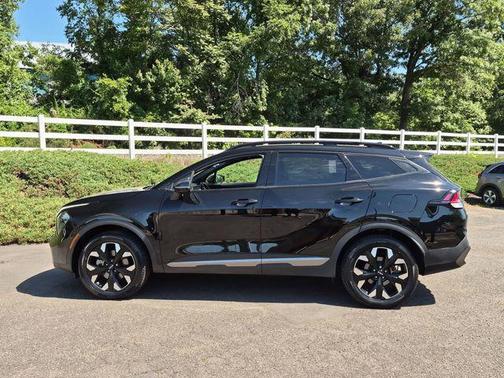 Ebony Black 2023 Kia Sportage X-Line