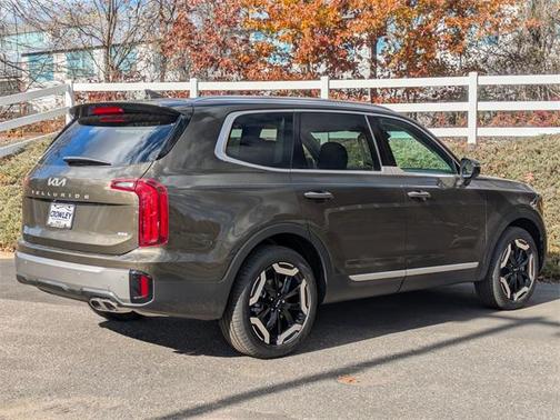 2025 Kia Telluride S