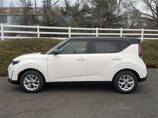2025 Kia Soul S