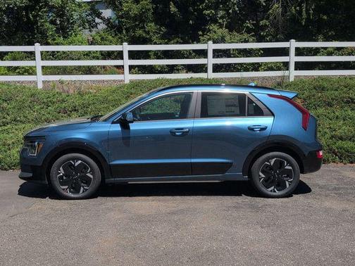 Mineral Blue 2026 Kia Niro EV Wind