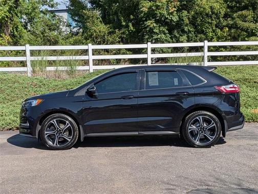 2021 Ford Edge ST