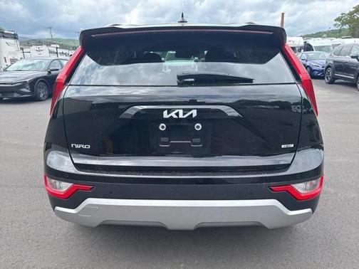 2023 Kia Niro EX