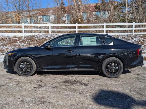 2025 Kia K4 GT-Line Turbo