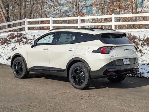 2026 Kia Sportage Plug-In Hybrid X-Line