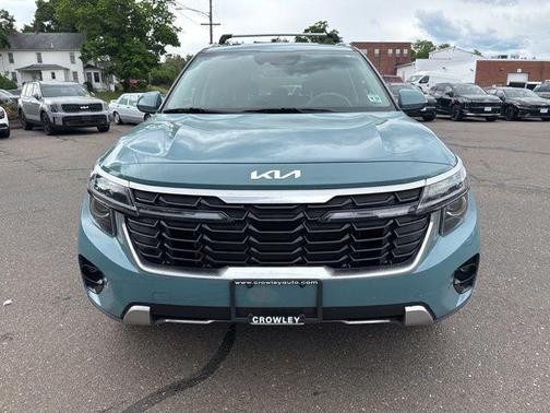Pluton Blue 2024 Kia Seltos EX