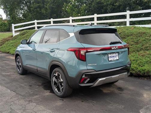 2025 Kia Seltos EX