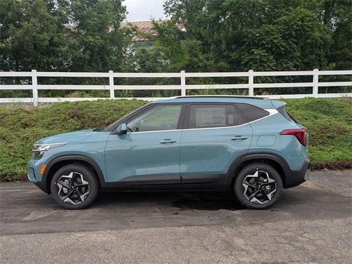 2025 Kia Seltos EX