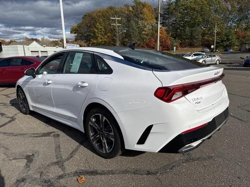 2022 Kia K5 EX