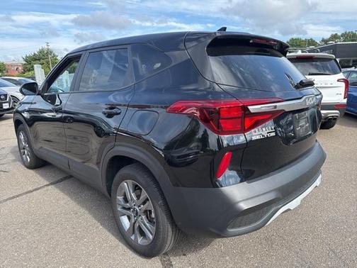 2023 Kia Seltos LX