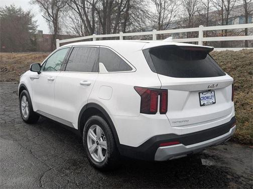 2025 Kia Sorento LX