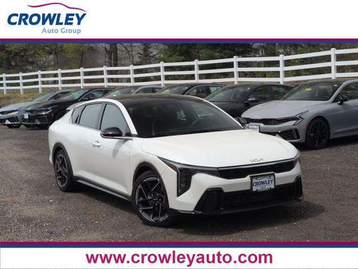 Snow White Pearl 2025 Kia K4 GT-Line