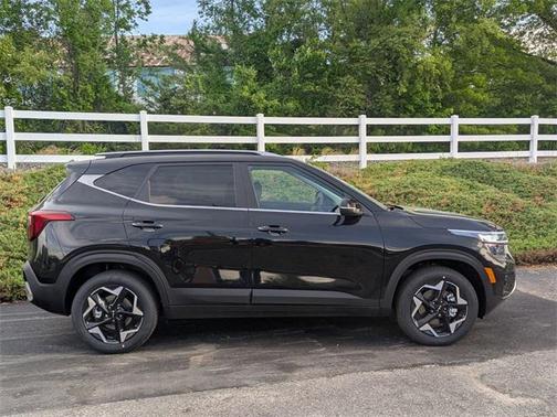 2025 Kia Seltos EX
