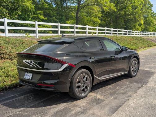 2025 Kia EV6 Light Long Range