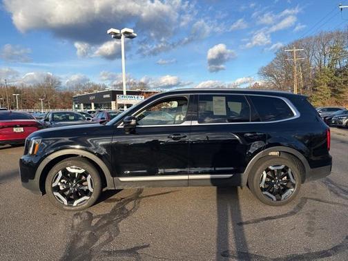 2023 Kia Telluride S