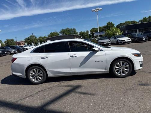 Summit White 2020 Chevrolet Malibu LT