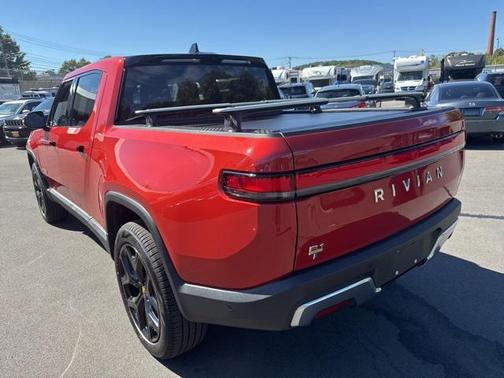 2022 Rivian R1T Adventure