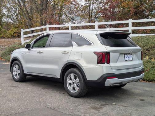 2026 Kia Sorento LX