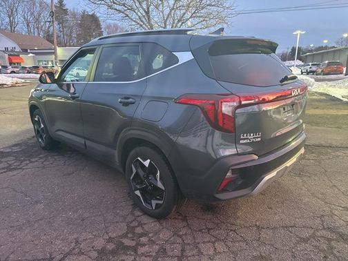 2025 Kia Seltos EX