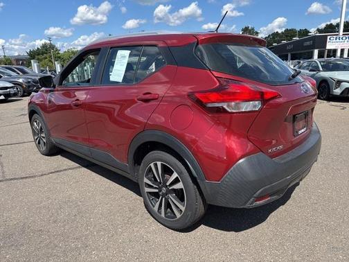 2019 Nissan Kicks SV