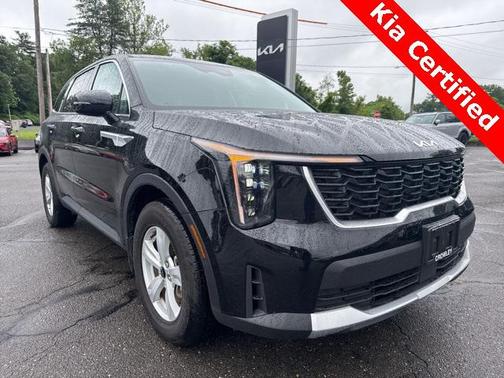 2025 Kia Sorento LX