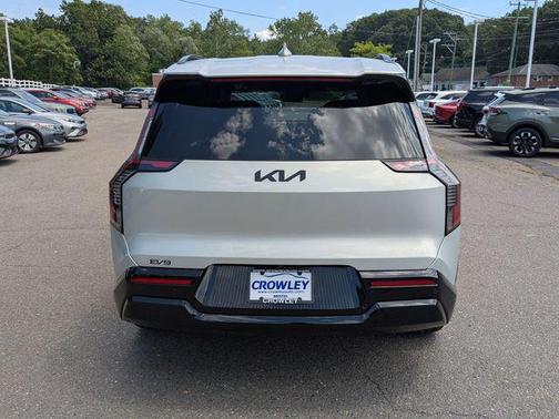 2026 Kia EV9 Land