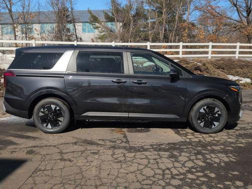 2026 Kia Carnival Hybrid LXS