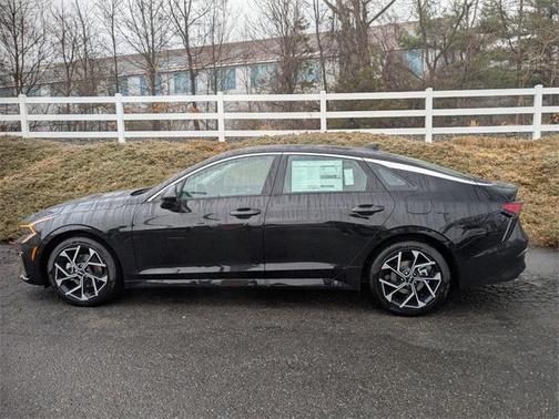 2025 Kia K5 EX