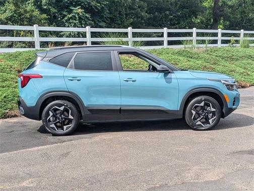 2025 Kia Seltos S