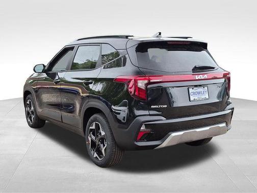 Fusion Black 2026 Kia Seltos S