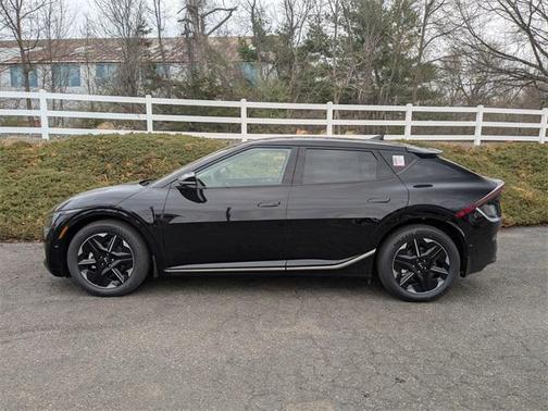 2025 Kia EV6 Wind