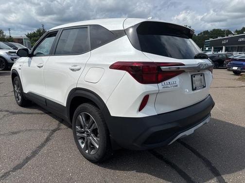 2023 Kia Seltos LX