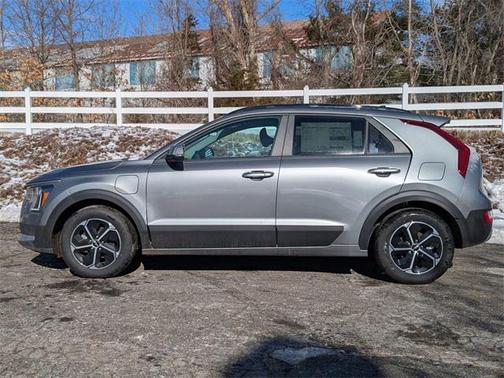 2025 Kia Niro Plug-In Hybrid EX