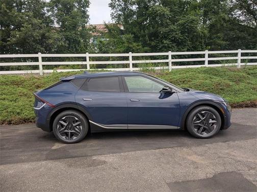 2025 Kia EV6 Light Long Range
