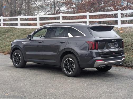 2025 Kia Sorento S