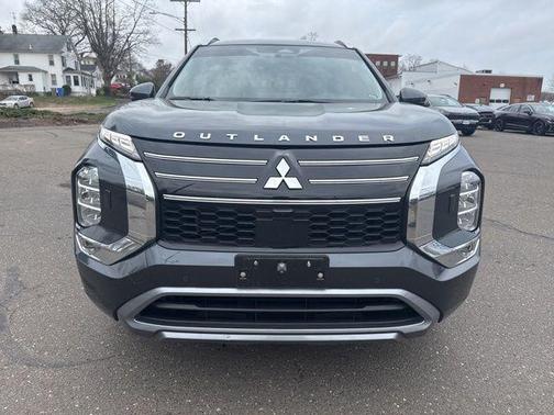2025 Mitsubishi Outlander SEL